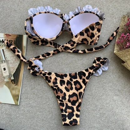  Zweiteiliger Bikini mit Leopardenmuster und Rüschen