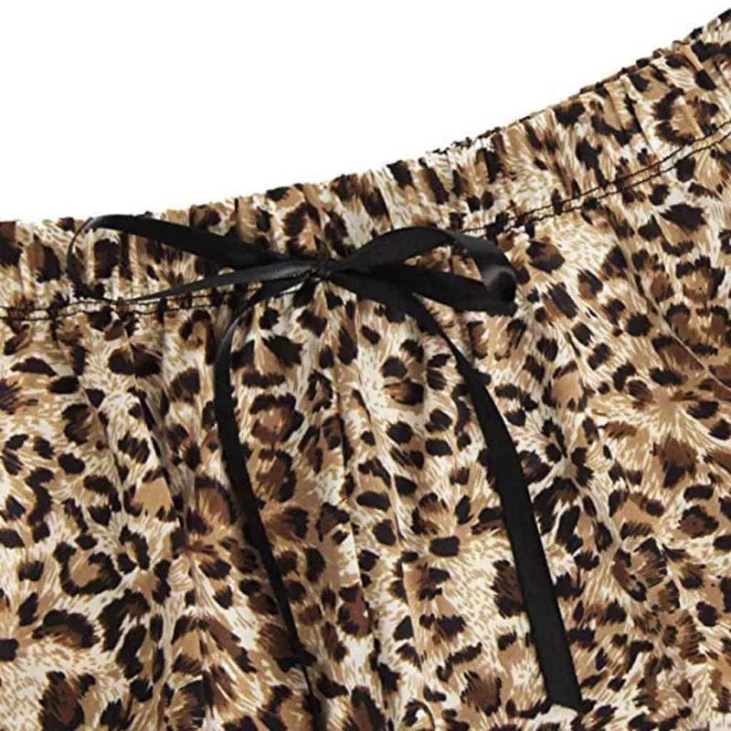  Zweiteiliger Pyjama aus Spitze mit Leopardenmuster